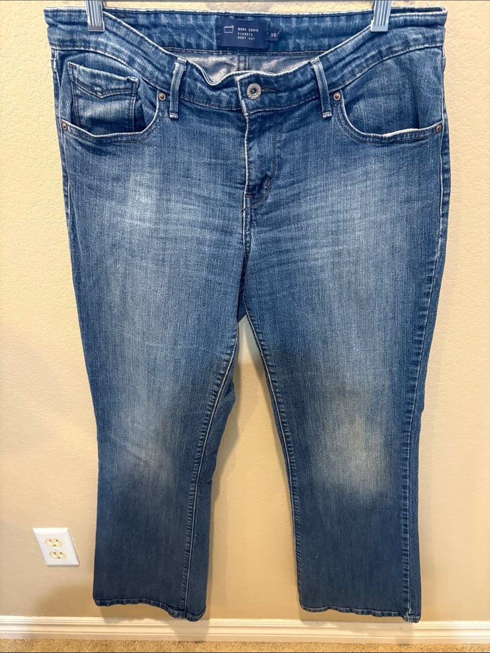 Levi's “Demi Curve” Classic Bootcut Jeans in Light-Medium Blue-Size 12/31